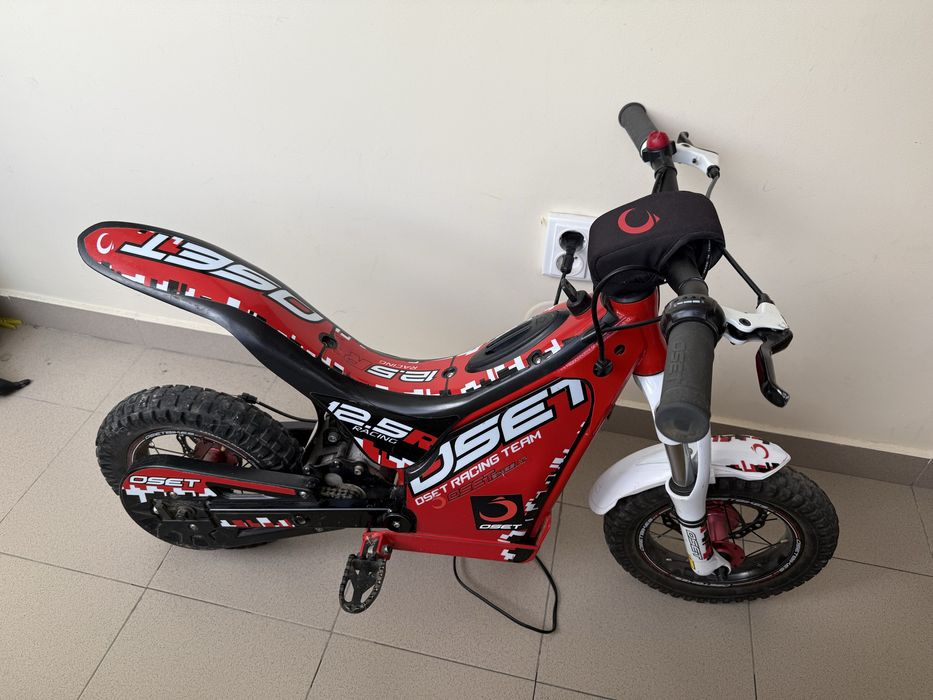 Oset 12.5R + baterie + anvelope