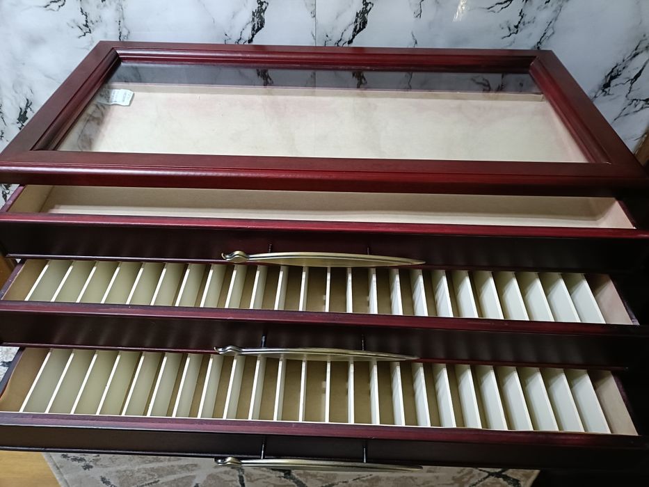 Cutie casetă mare deosebită pentru depozitare ceasuri bijuterii etc.