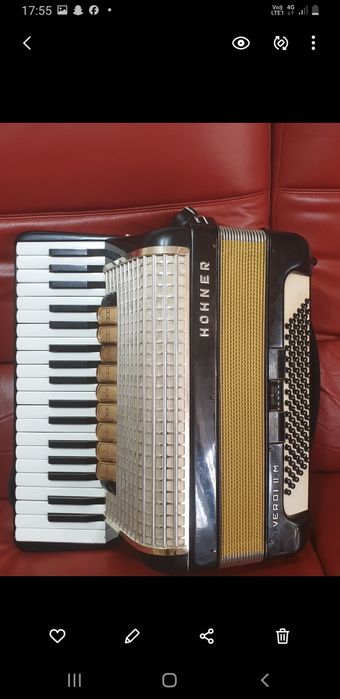 vând acordeon Hohner verdi 2-M