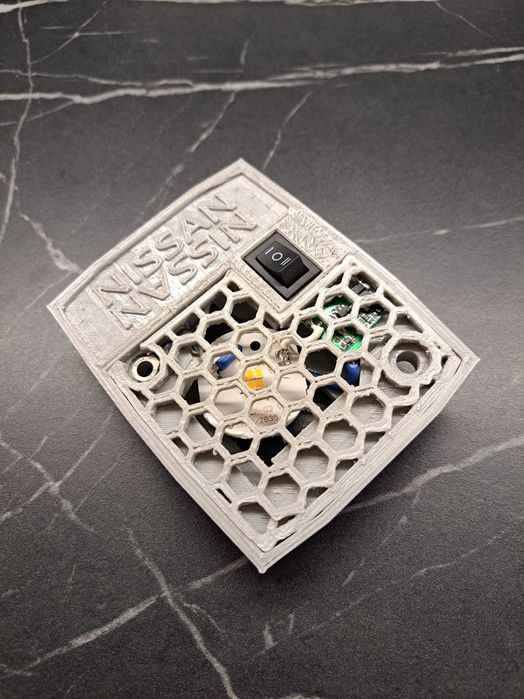 Плафон Ниссан Nissan