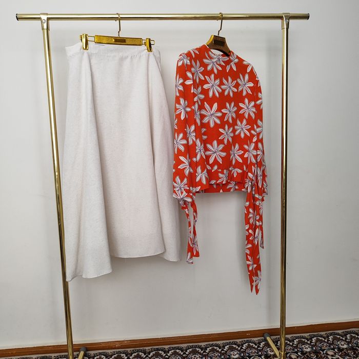 Двойка кофта юбка 46-48 размер