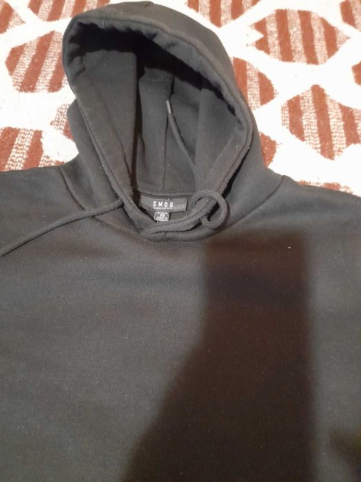 Черен суитшърт XS мъжки и тютюнев мъжки суитшърт М