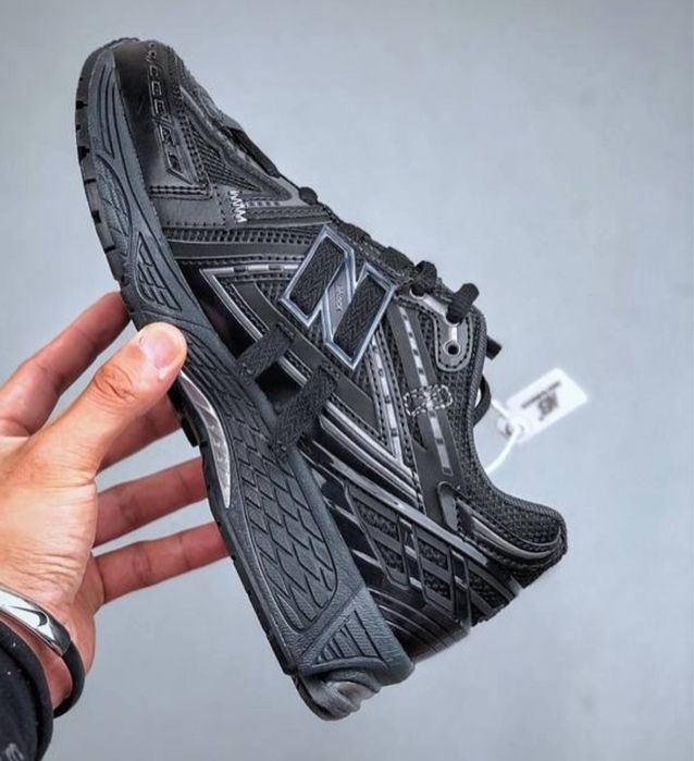 Нови мъжки маратонки New Balance 1906 all black