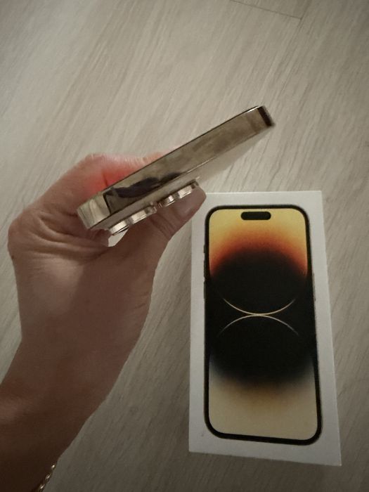Айфон 14 про /256 гб