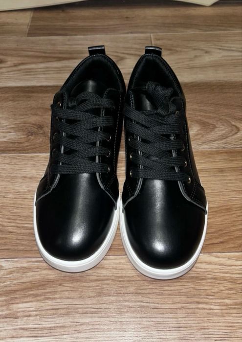 продам новые кеды