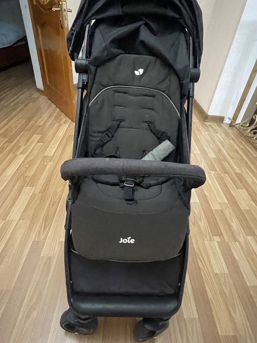 Коляска Joie Pact black