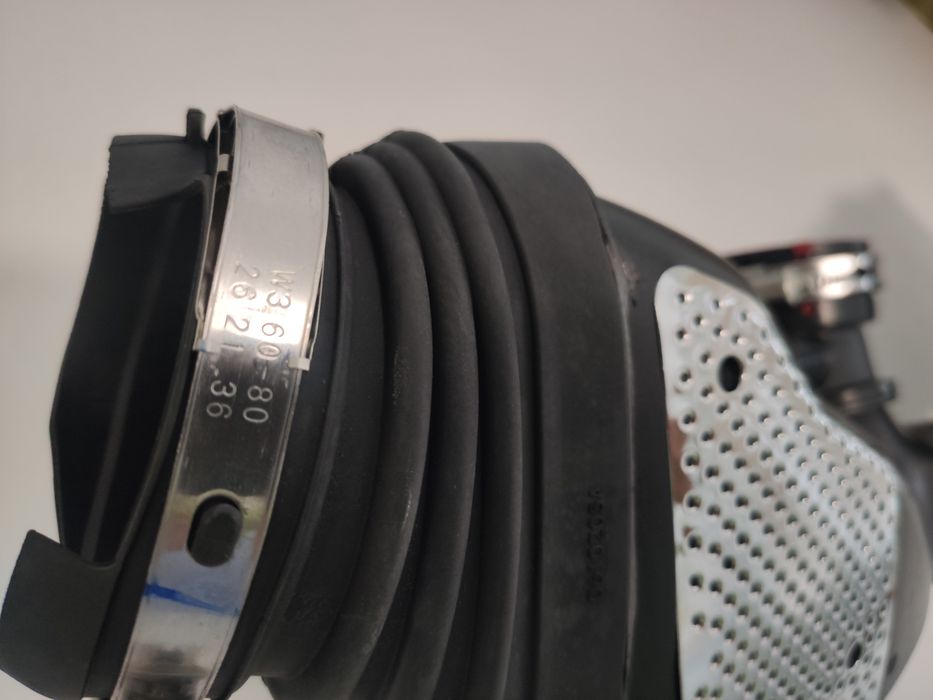 НОВО С ГАРАНЦИЯ 2г.Въздуховод Лястовица с Дебитомери 280CDI ,320CDI V6