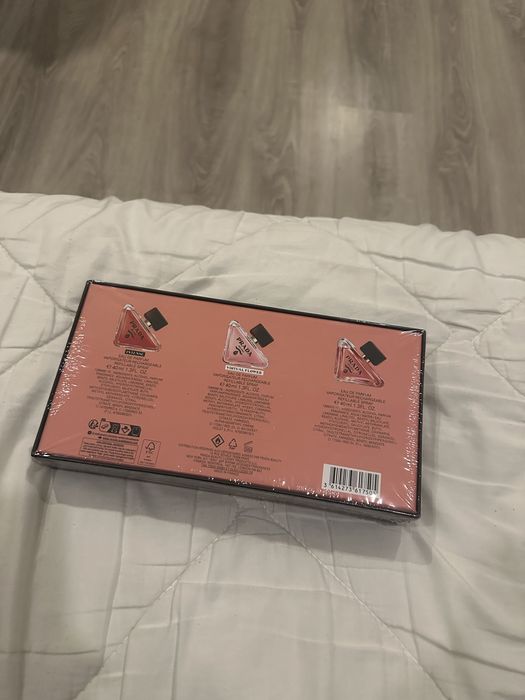 Прада подарачен  комплект