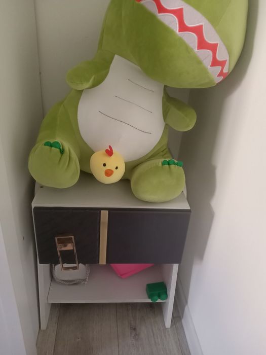 Спальный гарнитур б/у срочно продаю