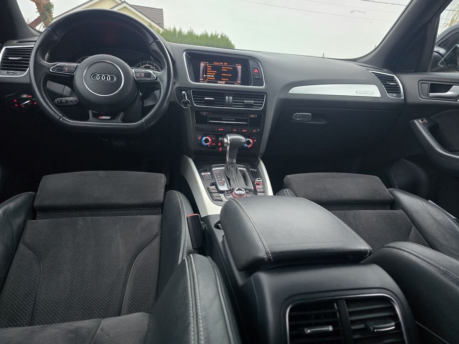 Audi Q5 2.0 diesel 177 cp