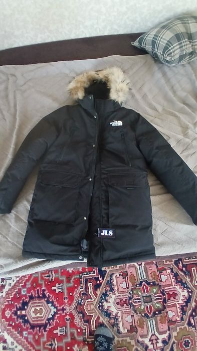 Продам пуховик куртку