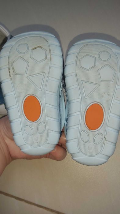 Детски боси обувки за прохождане