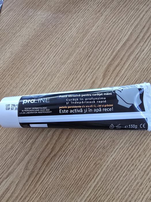 Pasta de curatat mainile Yuuup 150 gr