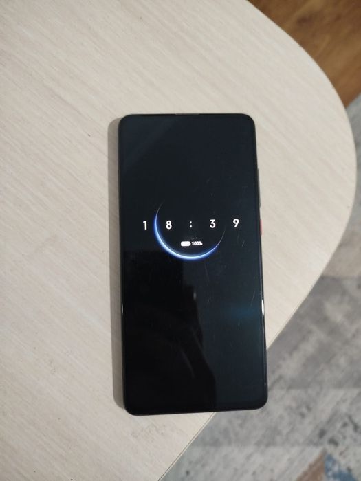 Продается MI 9T.