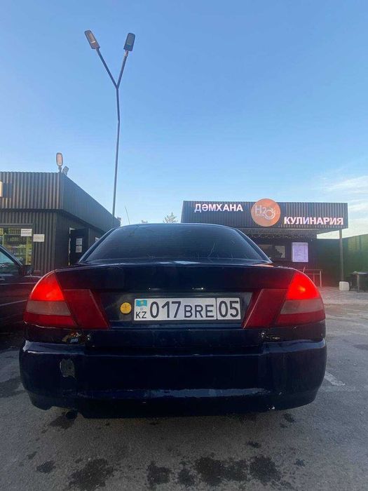 Mitsubishi lancer