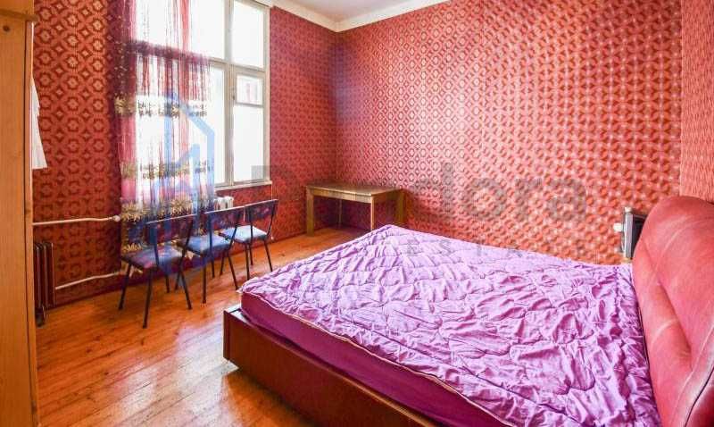 Дава се под наем Двустаен апартамент в София, Център - 80 кв.м за 460 € - Снимка #2