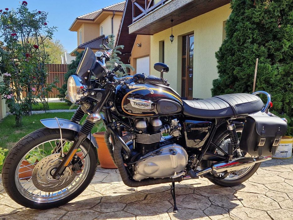 Triumph Bonneville T100 Special Edition