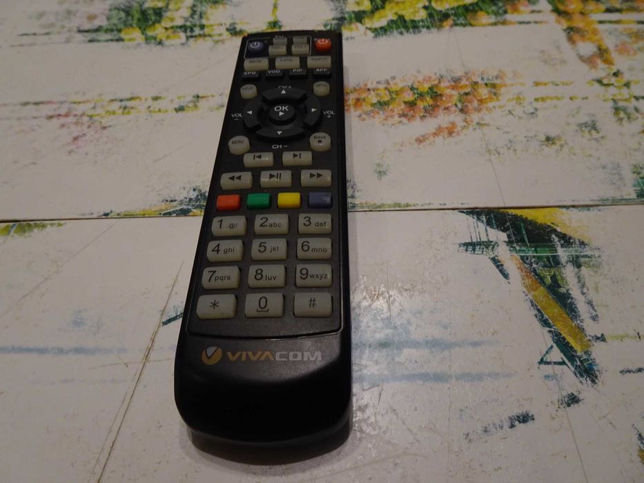 Дистанционни на ВИВАКОМ и БУЛСАТКОМ, работещи, без включени батерии