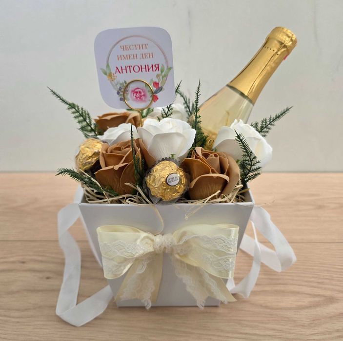 Луксозна кутия със сапунени рози