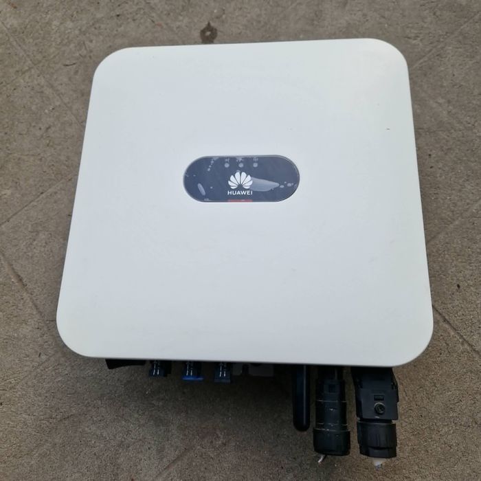 Invertor solar  huawei sun2000 5ktl l1