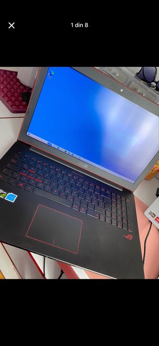 Laptop ASUS REPUBLIC OF GAMERS în stare foarte bună
