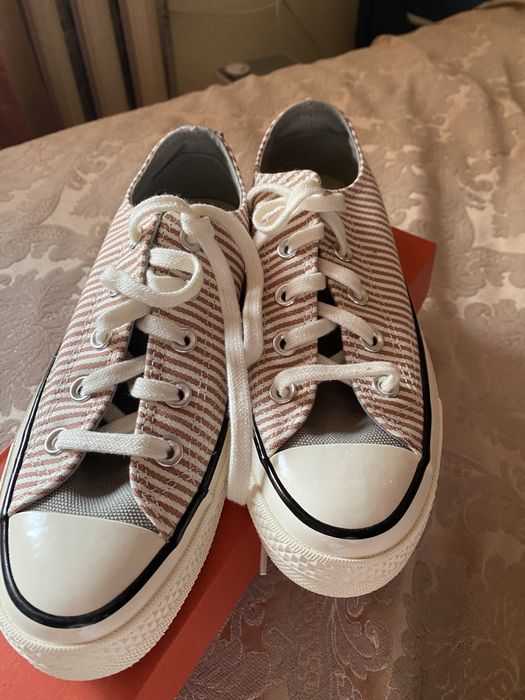Продам новые Converse - конверсы