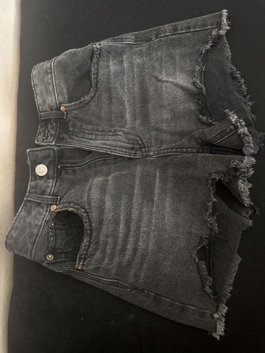 Къси панталонки stradivarius