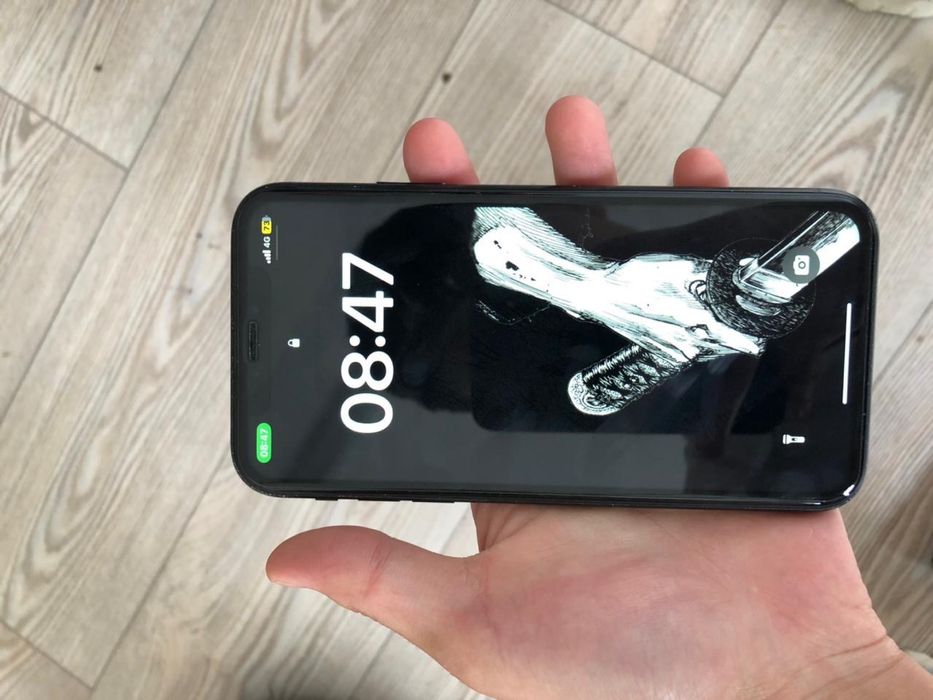 iphone xr 128/74%