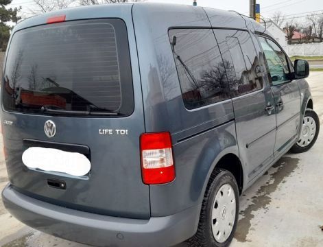 Dezmembrez Volkswagen Caddy Life 1.9 TDI din 2007 volan pe stanga