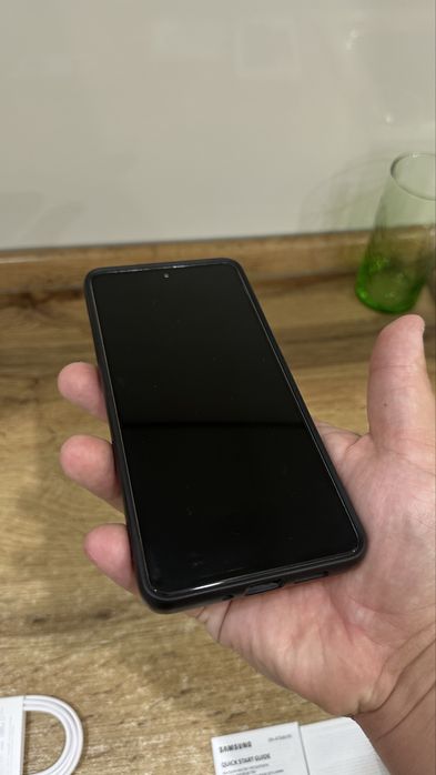 Продам Samsung A73 5G 128ГБ