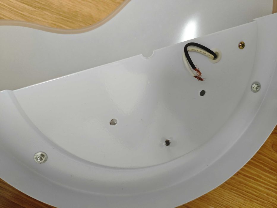 Светильник 1 штука