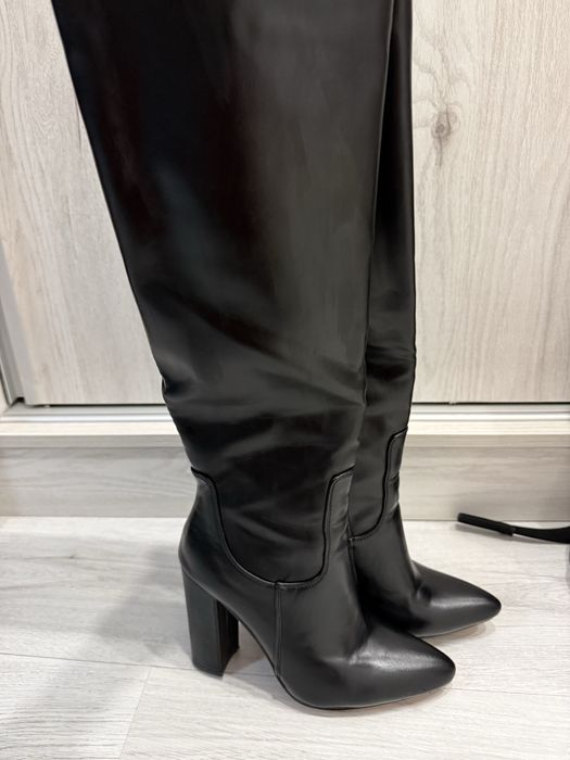 Vand cizme negre din piele 37