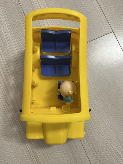 Autobuz CoComelon baiat