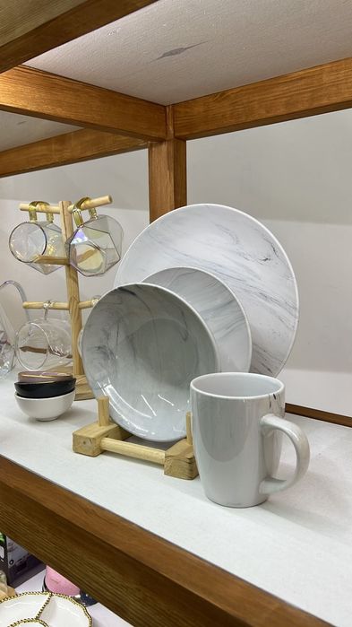 Продам чайные сервизы и фужеры