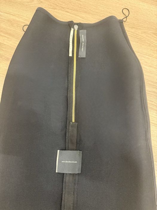 Елегантна дамска блуза и пола