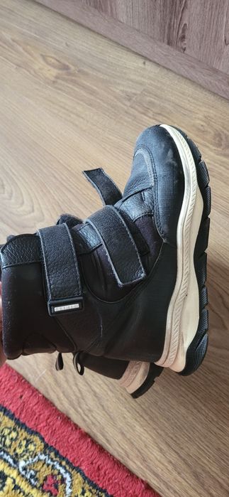 Детские зимние ботинки