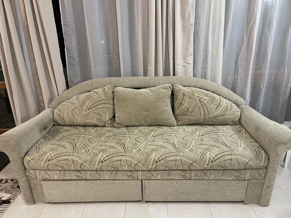 Диван втора употреба