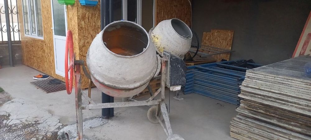 Аренда опалубка, стойка, бетонамешалка, леса, финскый фонер.