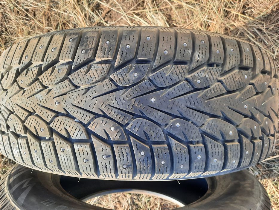 Зимняя резина 265*60 R18