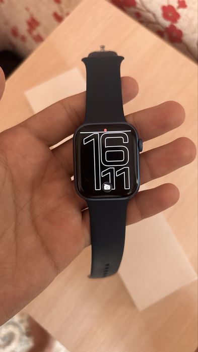 Apple watch 7 поколение синем цвете