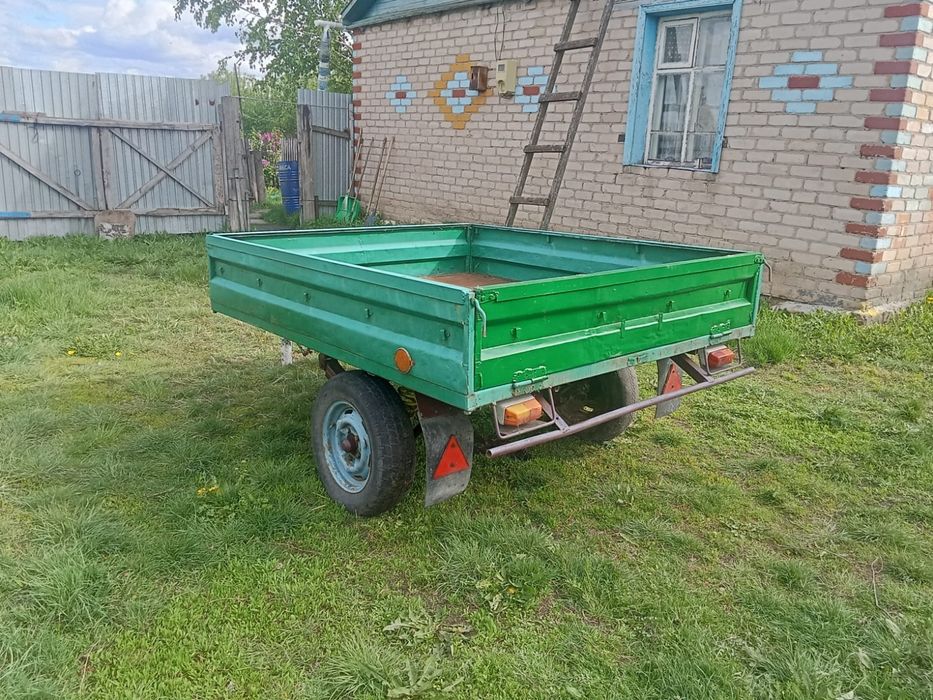 Продам прицеп  Б . Д