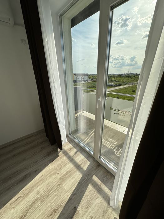 Inchiriez apartament cu 1 camera, bloc nou / Premium Residence.
