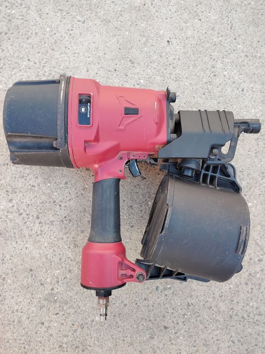 Pistol cuie pneumatic Montana