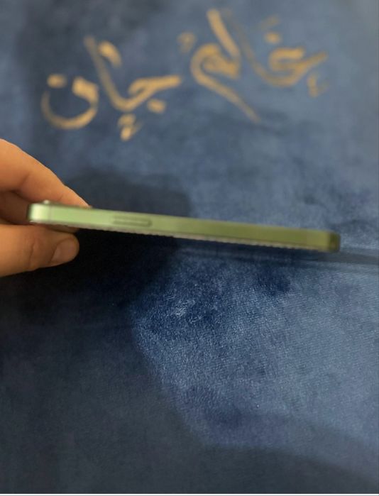 Айфон 13 зелёный цвет