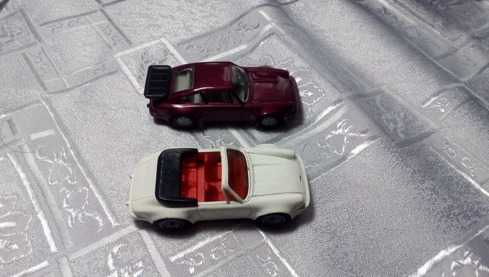 2 masinute metal SIKU Porsche 911 Germania
