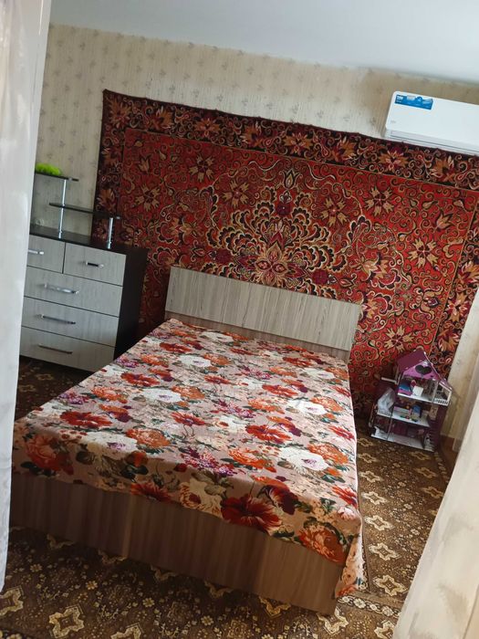 Продам кровать с матрасом