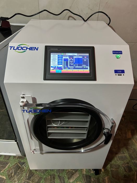 Професионален Лиофилизатор – ПОЧТИ НОВ!