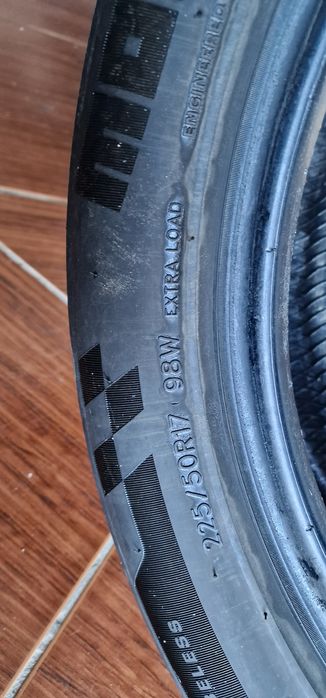 225 50 r17 momo..