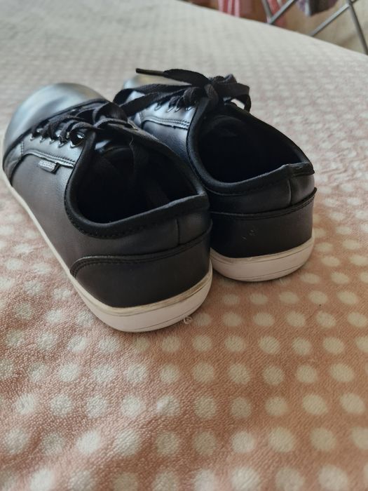 Босоногие кеды кроссовки