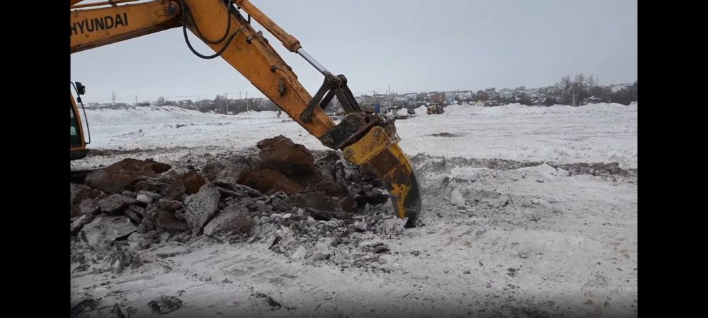 Экскаватор в аренду cat и sany есть гидромолот